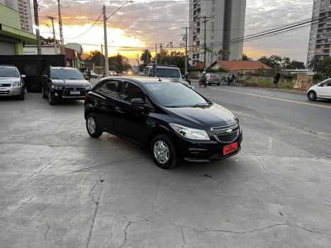 CHEVROLET Onix Hatch 1.0 4P FLEX LT, Foto 2
