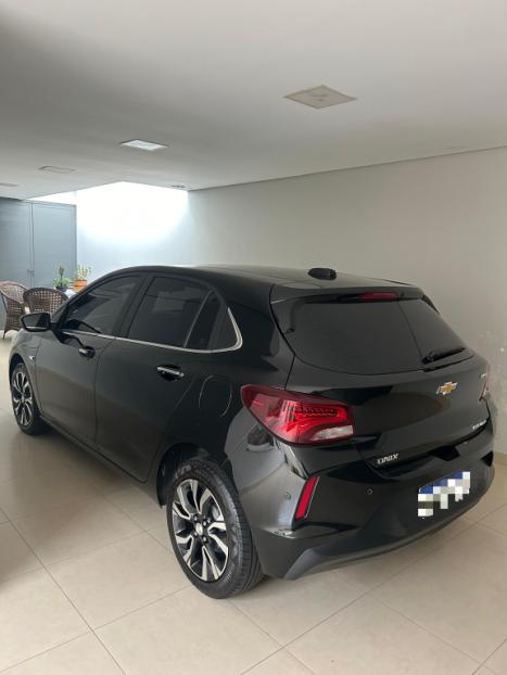 CHEVROLET Onix Hatch 1.0 12V 4P FLEX PREMIER TURBO AUTOMTICO, Foto 2