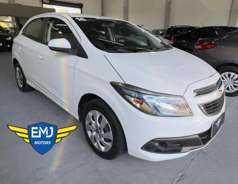 CHEVROLET Onix Hatch 1.4 4P FLEX LT, Foto 3