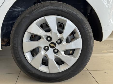 CHEVROLET Onix Hatch 1.4 4P FLEX LT, Foto 6