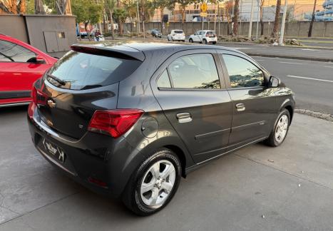 CHEVROLET Onix Hatch 1.4 4P FLEX LT AUTOMTICO, Foto 4