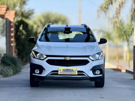 CHEVROLET Onix Hatch 1.4 4P FLEX ACTIV, Foto 2