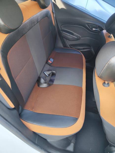 CHEVROLET Onix Hatch 1.4 4P FLEX ACTIV AUTOMTICO, Foto 6