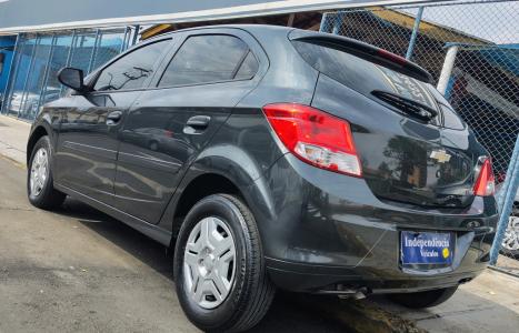 CHEVROLET Onix Hatch 1.0 4P FLEX LS, Foto 4