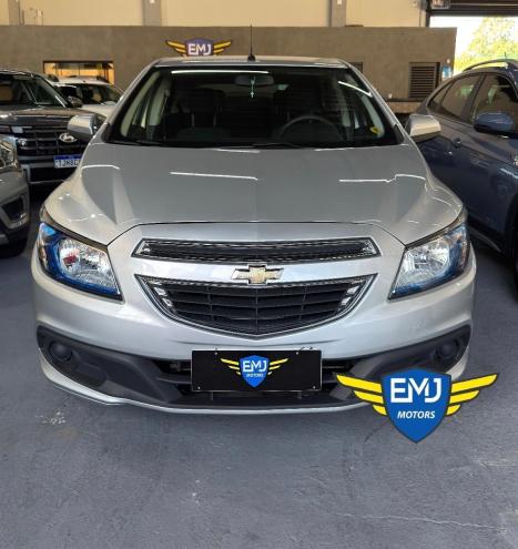 CHEVROLET Onix Hatch 1.4 4P FLEX LT, Foto 2