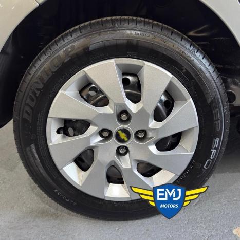 CHEVROLET Onix Hatch 1.4 4P FLEX LT, Foto 13