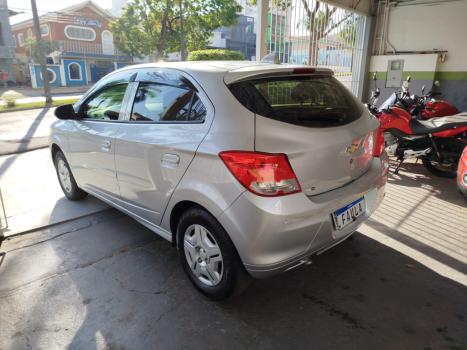 CHEVROLET Onix Hatch 1.0 4P FLEX LT, Foto 5