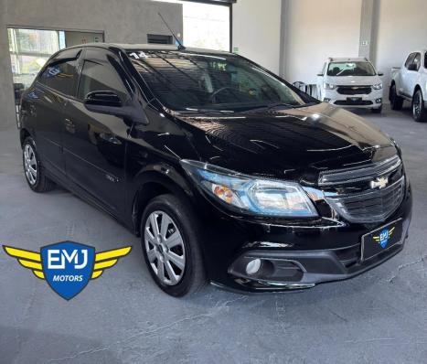 CHEVROLET Onix Hatch 1.4 4P FLEX LT, Foto 3