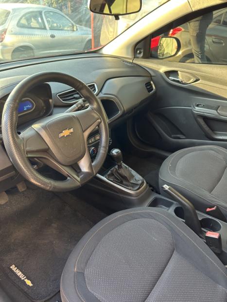CHEVROLET Onix Hatch 1.0 4P FLEX LT, Foto 8