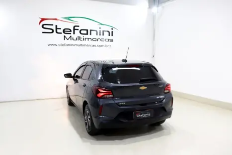 CHEVROLET Onix Hatch 1.0 12V 4P FLEX LT TURBO AUTOMTICO, Foto 13
