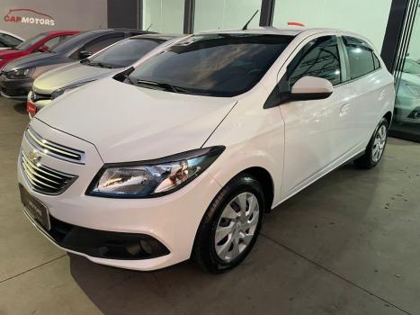 CHEVROLET Onix Hatch 1.4 4P FLEX LT, Foto 2