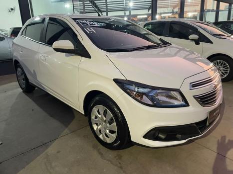 CHEVROLET Onix Hatch 1.4 4P FLEX LT, Foto 3