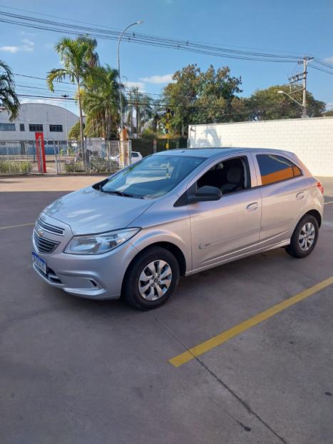 CHEVROLET Onix Hatch 1.0 4P FLEX LT, Foto 6