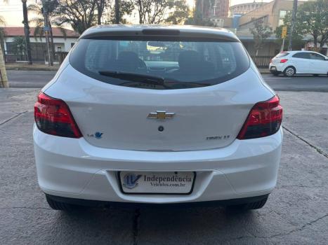 CHEVROLET Onix Hatch 1.4 4P FLEX LT, Foto 4