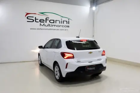 CHEVROLET Onix Hatch 1.0 12V 4P FLEX PREMIER TURBO AUTOMTICO, Foto 13