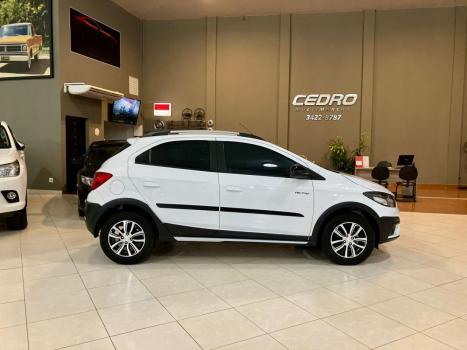 CHEVROLET Onix Hatch 1.4 4P FLEX ACTIV, Foto 6