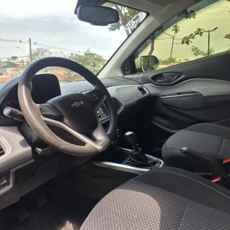 CHEVROLET Onix Hatch 1.4 4P FLEX LT, Foto 7