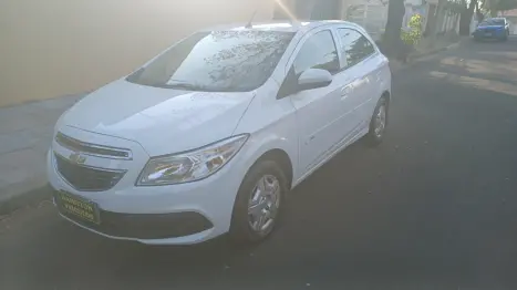 CHEVROLET Onix Hatch 1.0 4P FLEX LT, Foto 6