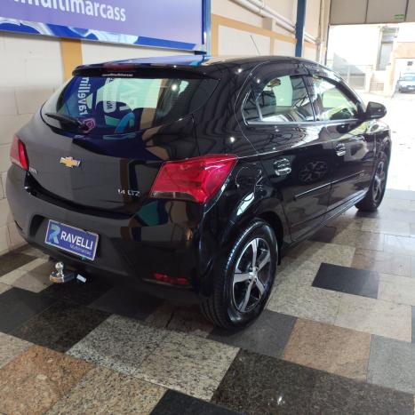 CHEVROLET Onix Hatch 1.4 4P FLEX LTZ, Foto 3