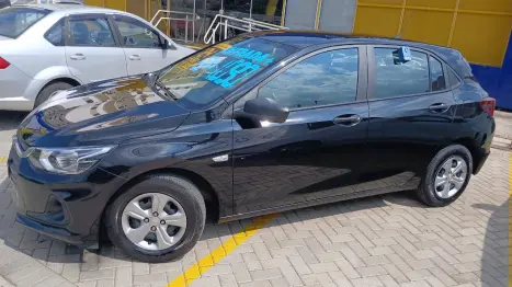 CHEVROLET Onix Sedan 1.0 4P FLEX LT, Foto 2