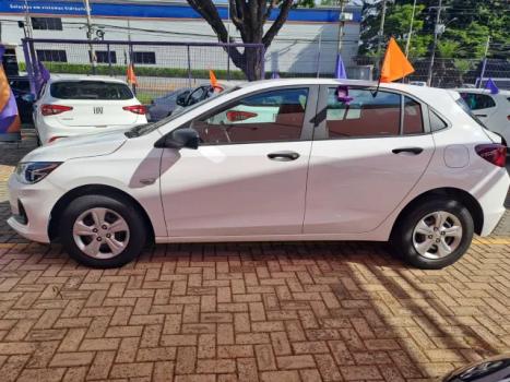 CHEVROLET Onix Sedan 1.0 4P FLEX JOY, Foto 3