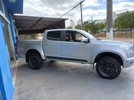 CHEVROLET S10 2.8 16V LT CABINE DUPLA 4X4 TURBO DIESEL AUTOMTICO, Foto 4