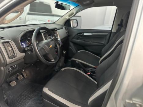 CHEVROLET S10 2.8 16V LS CABINE SIMPLES 4X4 TURBO DIESEL, Foto 13