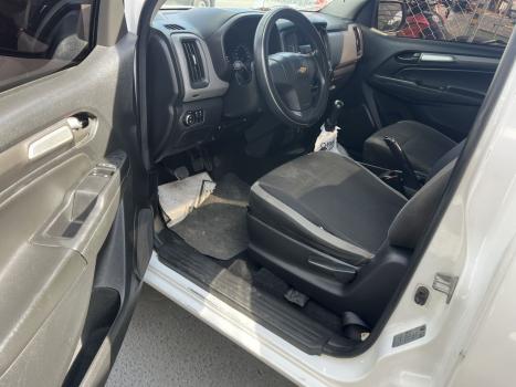 CHEVROLET S10 2.8 16V LS CABINE SIMPLES 4X4 TURBO DIESEL, Foto 5