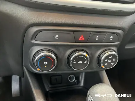 CHEVROLET Tracker 1.0 12V 4P FLEX TURBO AUTOMTICO, Foto 9