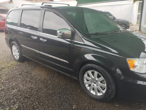 CHRYSLER Town & Country 3.8 V6 12V 4P LIMITED AUTOMTICO, Foto 2