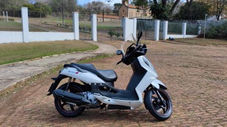 DAFRA Citycom 300 I , Foto 3