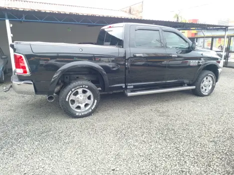 DODGE Ram 6.7 I6 24V 4P 2500 LARAMIE 4X4 TURBODIESEL  AUTOMTICO CABINE DUPLA, Foto 5