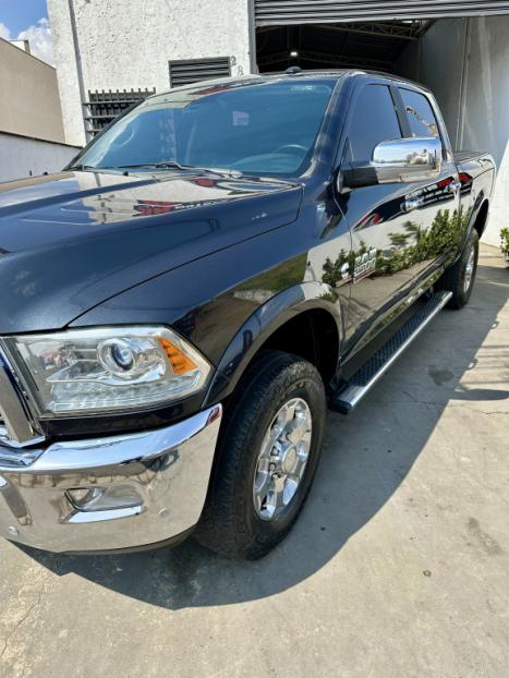 DODGE Ram 6.7 I6 24V 4P 2500 LARAMIE 4X4 TURBODIESEL  AUTOMTICO CABINE DUPLA, Foto 2