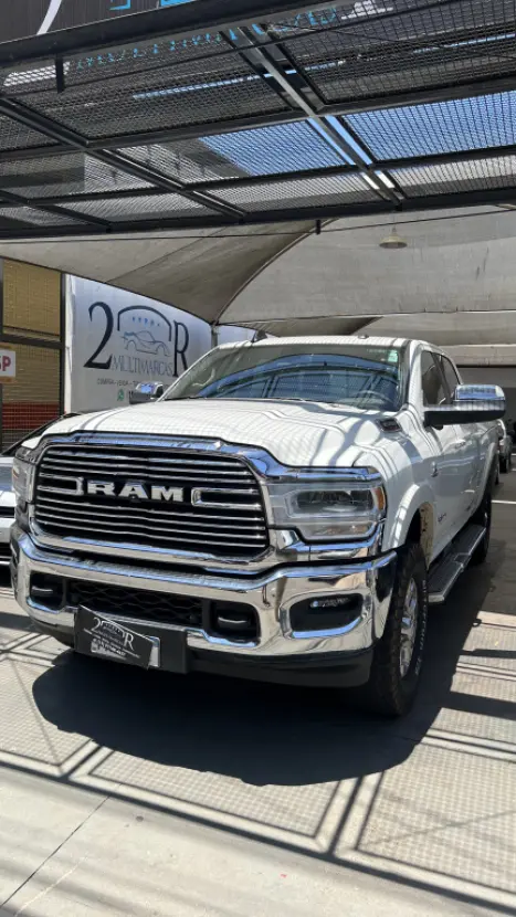 DODGE Ram 6.7 I6 24V 4P 2500 LARAMIE 4X4 TURBODIESEL  AUTOMTICO CABINE DUPLA, Foto 8