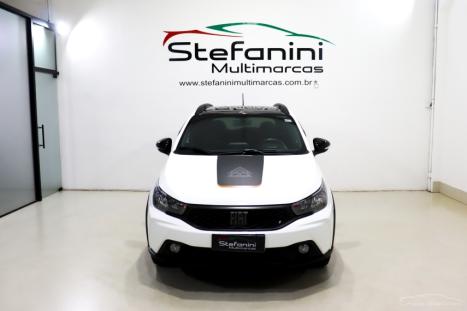 FIAT Argo 1.3 4P FLEX FIREFLY TREKKING AUTOMTICO CVT, Foto 2