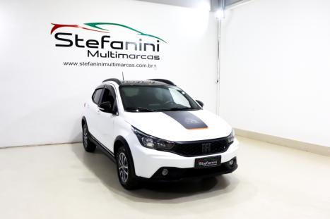 FIAT Argo 1.3 4P FLEX FIREFLY TREKKING AUTOMTICO CVT, Foto 3
