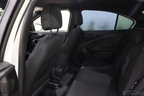 FIAT Cronos 1.3 4P FLEX DRIVE AUTOMTICO CVT, Foto 9