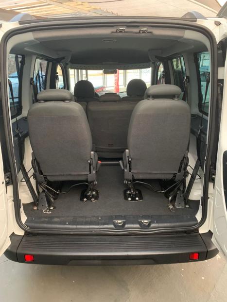 FIAT Doblo 1.8 16V 4P FLEX ESSENCE 7 LUGARES, Foto 6