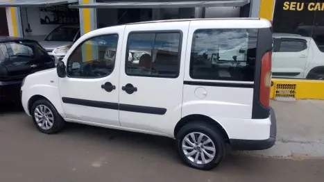 FIAT Doblo 1.8 16V 4P FLEX ESSENCE, Foto 2