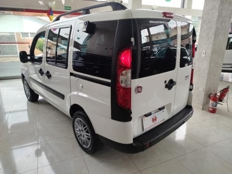 FIAT Doblo 1.8 16V 4P FLEX ESSENCE 7 LUGARES, Foto 4