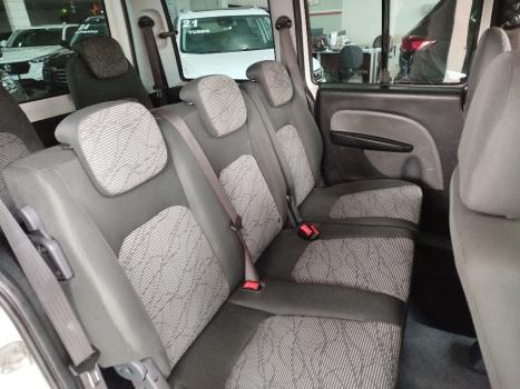 FIAT Doblo 1.8 16V 4P FLEX ESSENCE 7 LUGARES, Foto 10