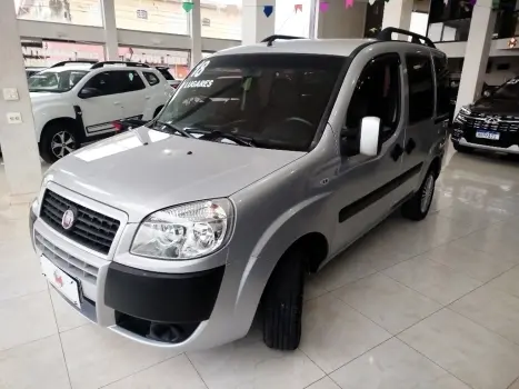 FIAT Doblo 1.8 16V 4P FLEX ESSENCE 7 LUGARES, Foto 3