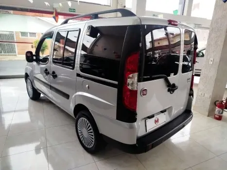 FIAT Doblo 1.8 16V 4P FLEX ESSENCE 7 LUGARES, Foto 4