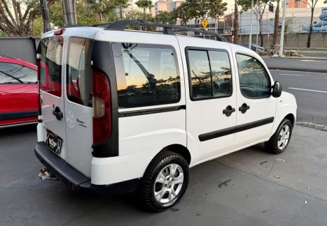 FIAT Doblo 1.8 16V 4P FLEX ESSENCE 7 LUGARES, Foto 4