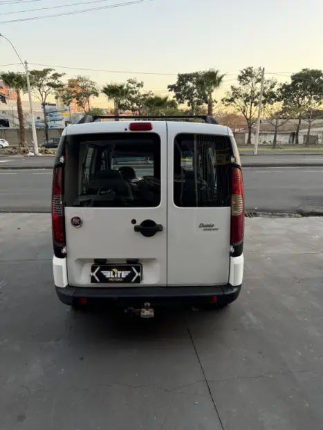 FIAT Doblo 1.8 16V 4P FLEX ESSENCE 7 LUGARES, Foto 6