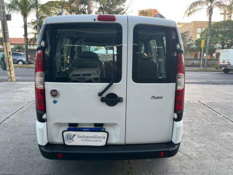FIAT Doblo 1.8 16V 4P FLEX ESSENCE 7 LUGARES, Foto 5