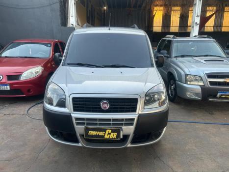 FIAT Doblo 1.8 16V 4P FLEX ESSENCE 7 LUGARES, Foto 6