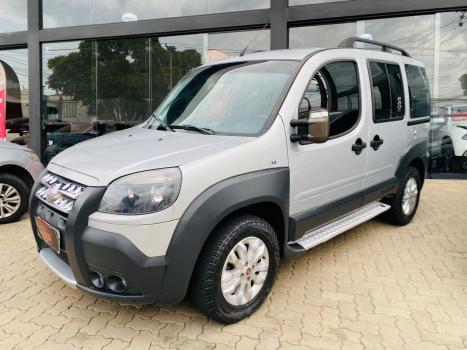 FIAT Doblo 1.8 4P FLEX ADVENTURE 6 LUGARES, Foto 3