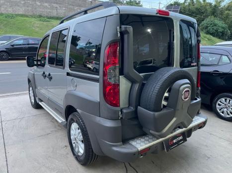 FIAT Doblo 1.8 4P FLEX ADVENTURE LOCKER 6 LUGARES, Foto 5