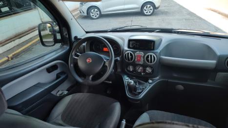 FIAT Doblo 1.8 4P HLX FLEX 7 LUGARES, Foto 9